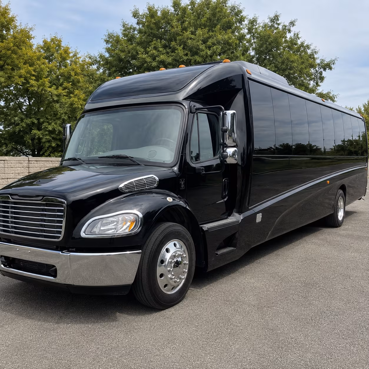 modesto 30 passenger minibus